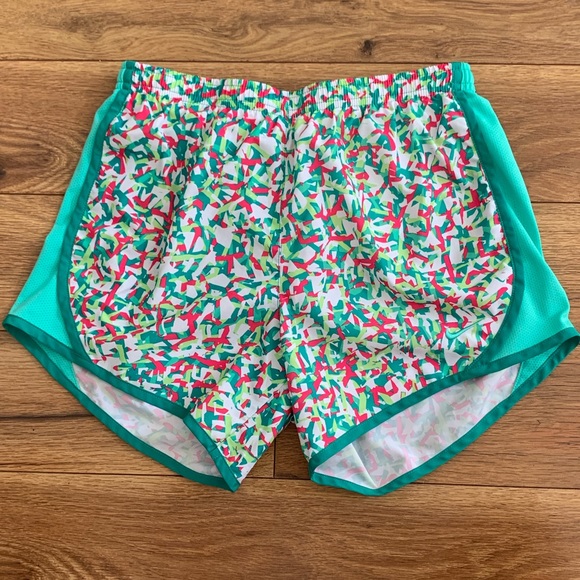 Nike Other - Youth xl Nike athletic shorts